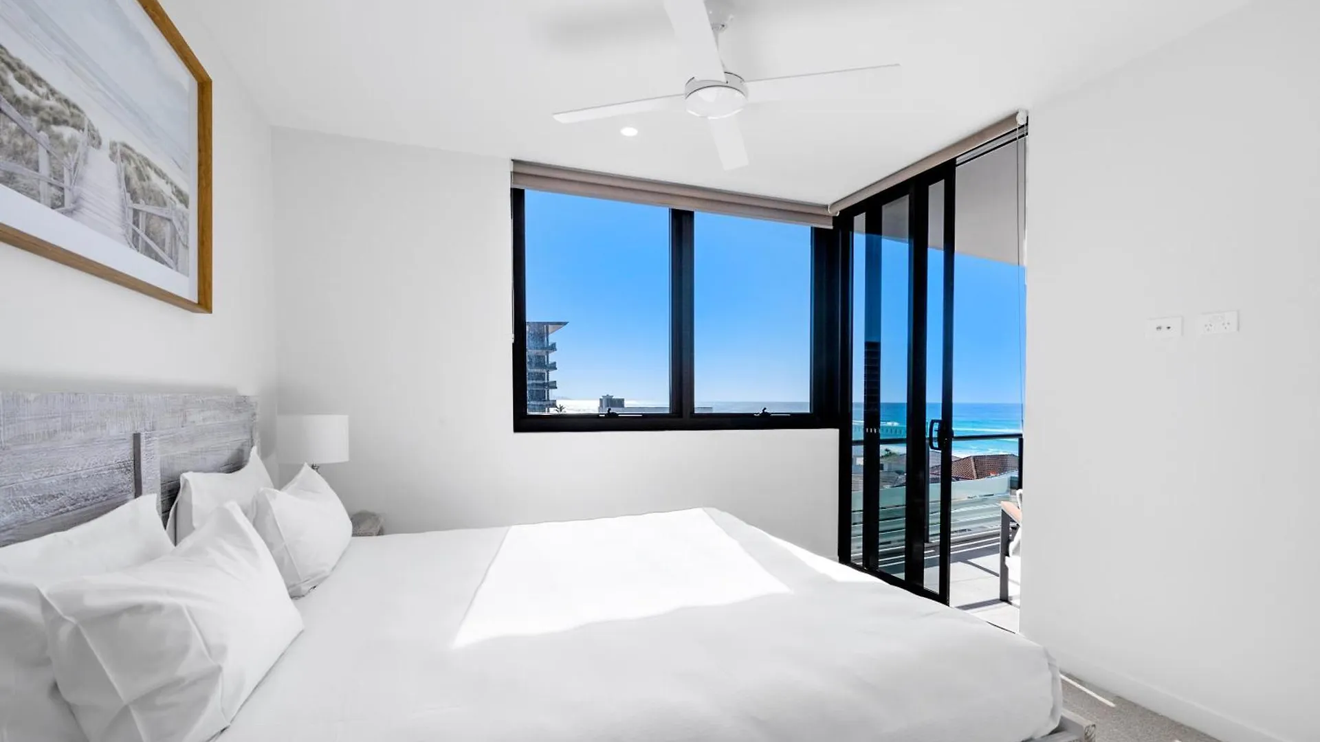 Village Palm Beach - Brand New 2 Bedroom Apartment Gold Coast