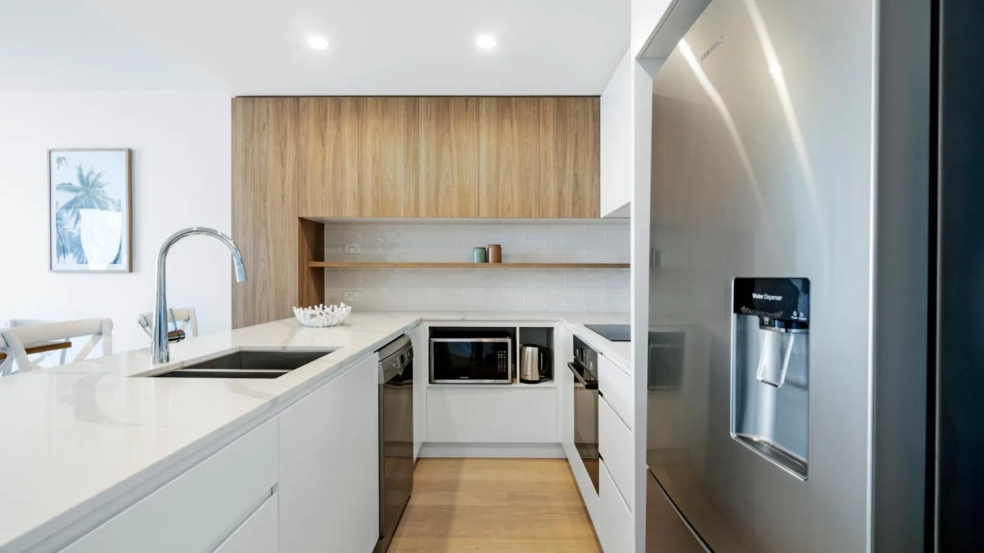 Village Palm Beach - Brand New 2 Bedroom Apartment Gold Coast